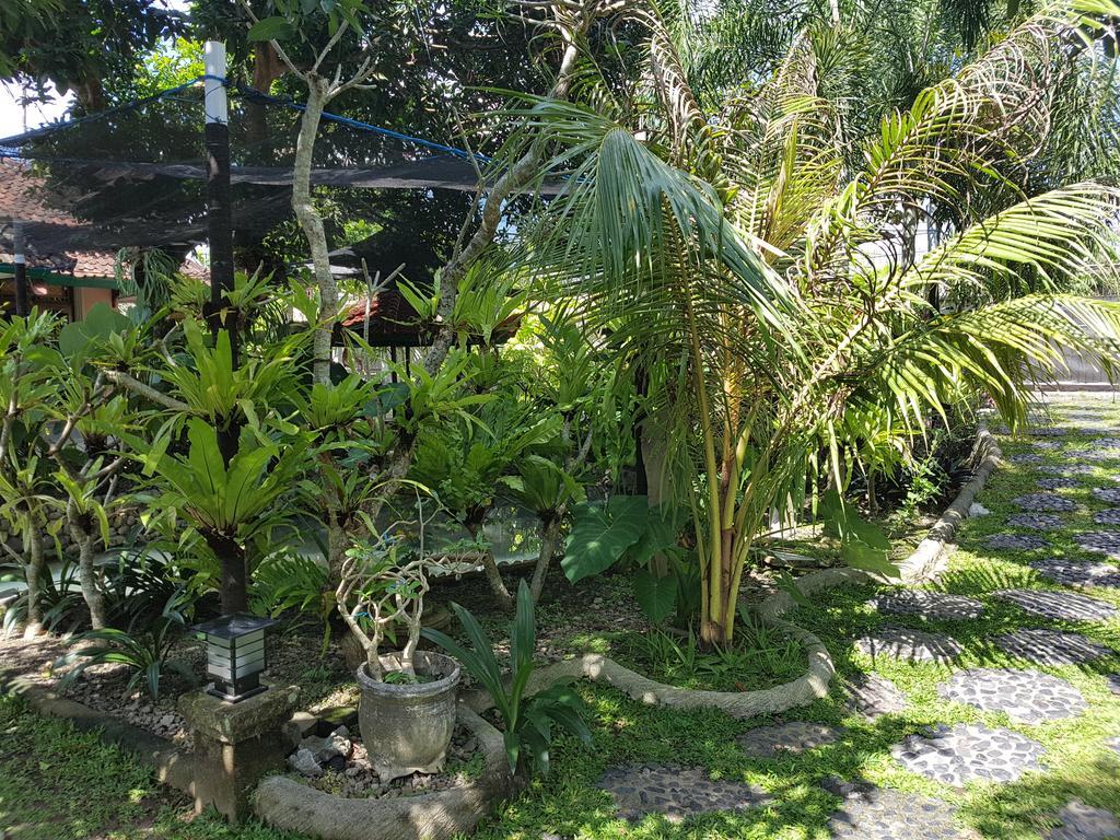 Villa Bale Seni Mataram Exterior foto