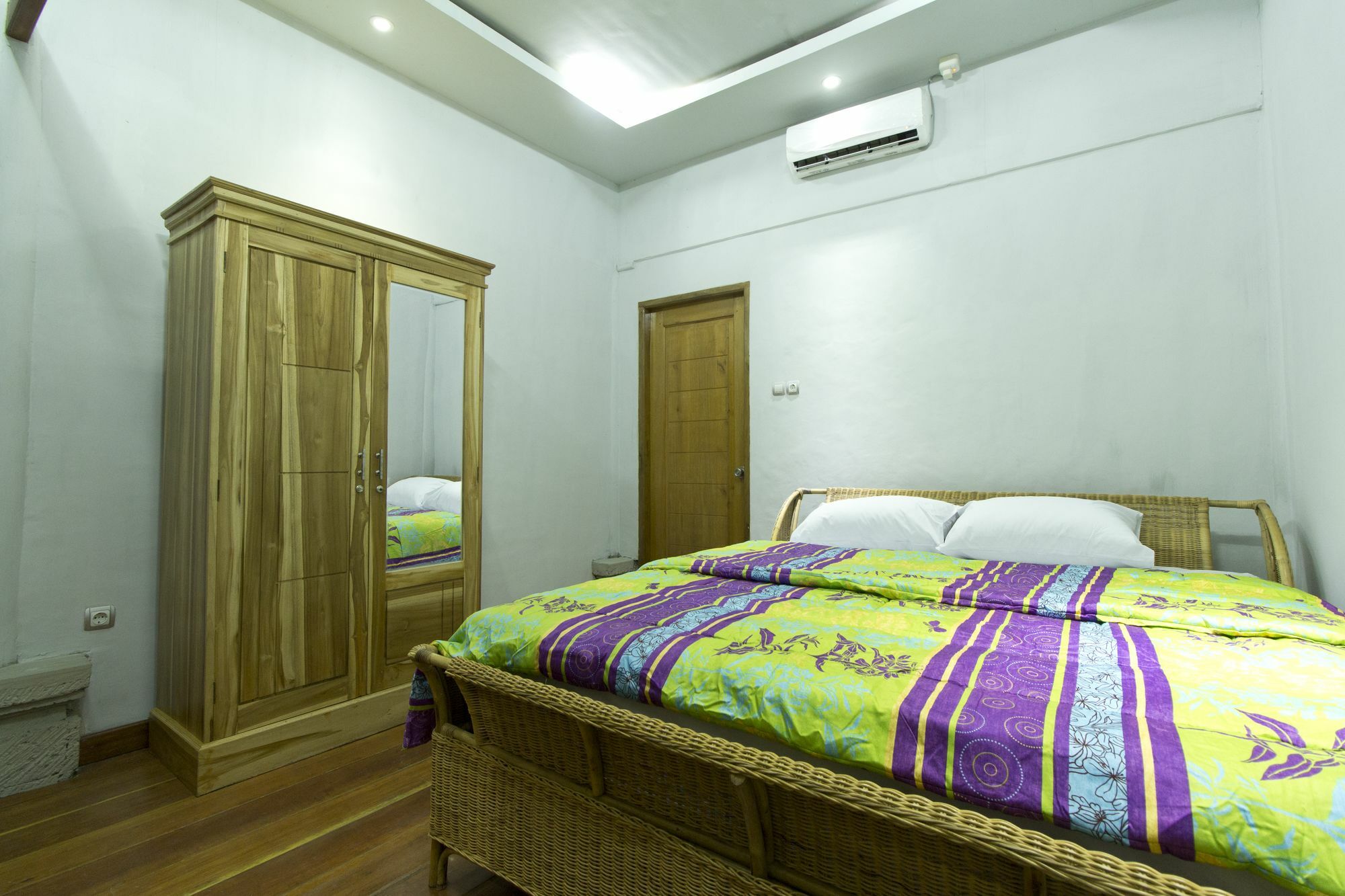 Villa Bale Seni Mataram Exterior foto